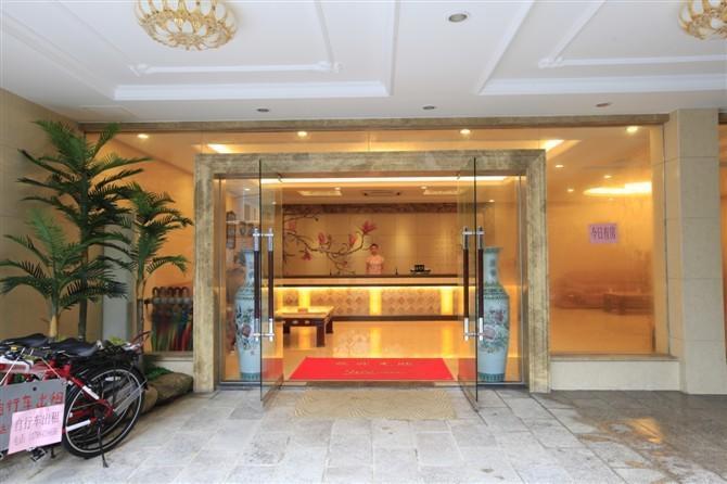 Yangshuo Hua Xiang Man Ting West Street Hotel Exteriör bild