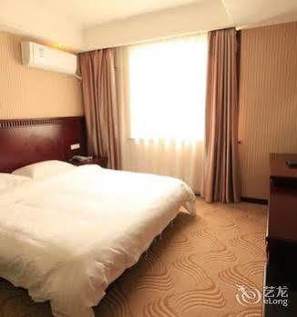 Yangshuo Hua Xiang Man Ting West Street Hotel Exteriör bild